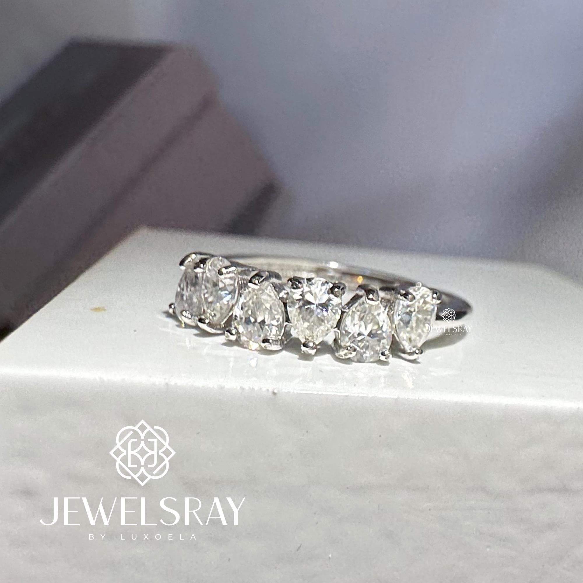Cincin Kawin Tylie Moissanite Ring Pear Cut Diamond Look Lamaran