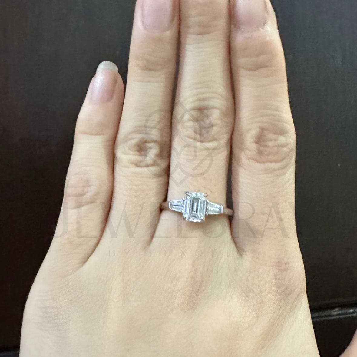 Cincin Kawin Mera Emerald Cut Moissanite Ring Adjustable Kawin Lamaran