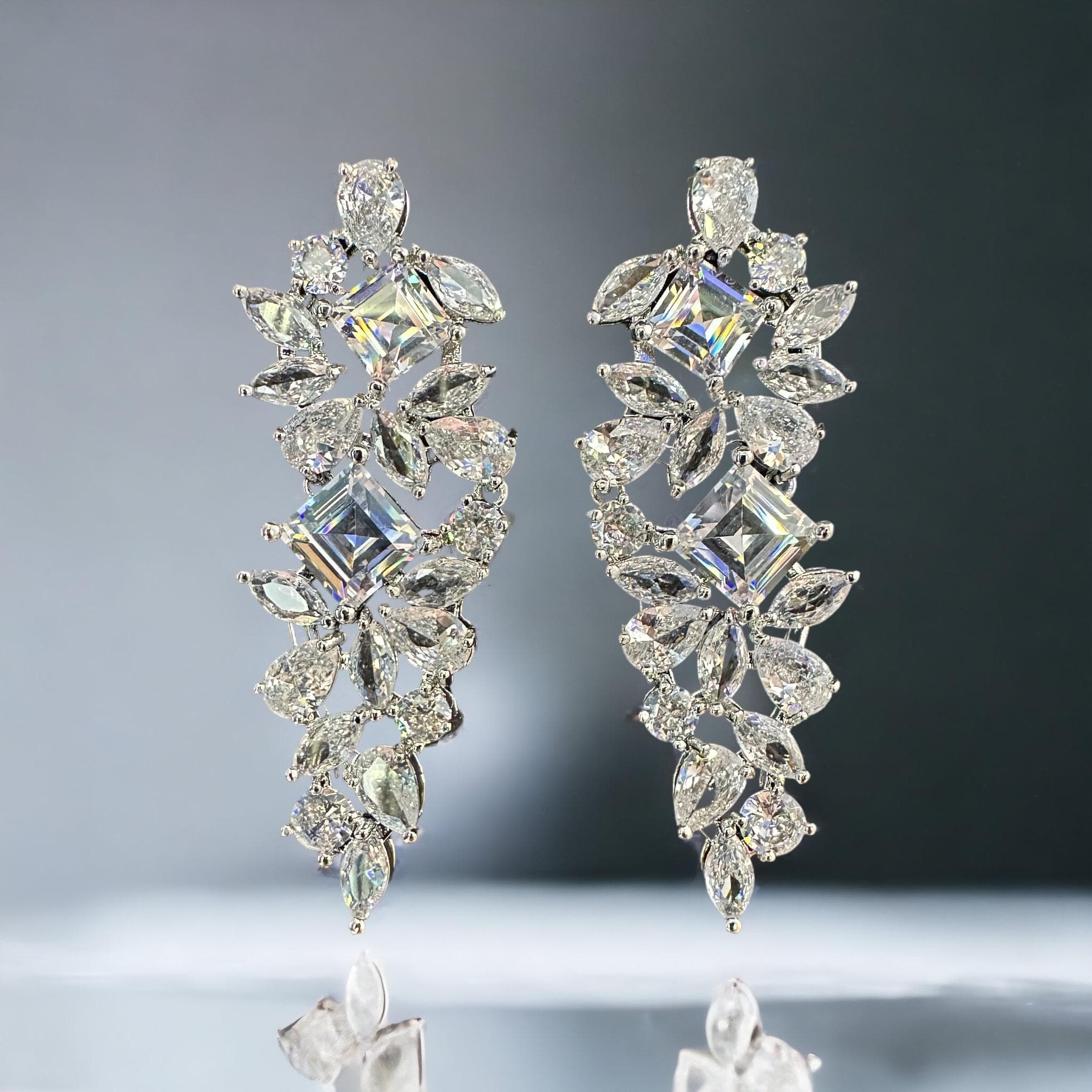 Anting Pesta Avery Earrings Perhiasan Elegant Fancy Jewelry Wedding