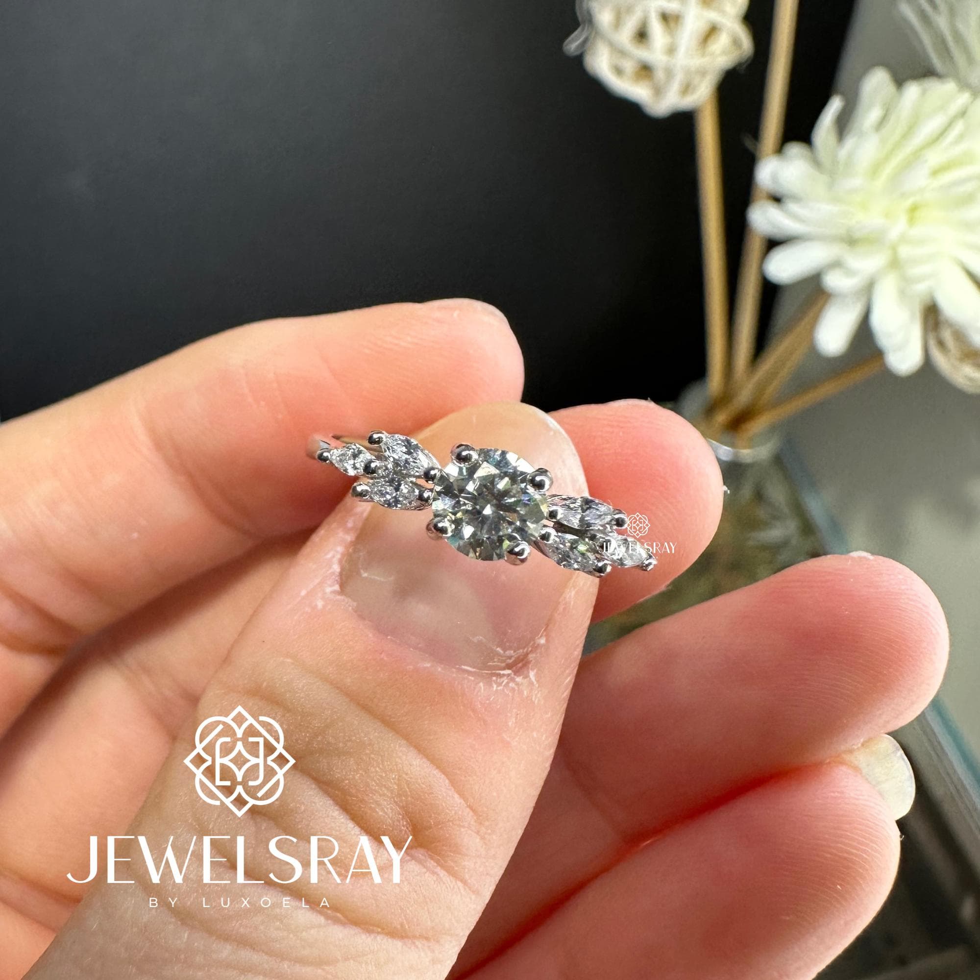 Cincin Kawin Montana Moissanite Ring Adjustable Diamond Look Lamaran