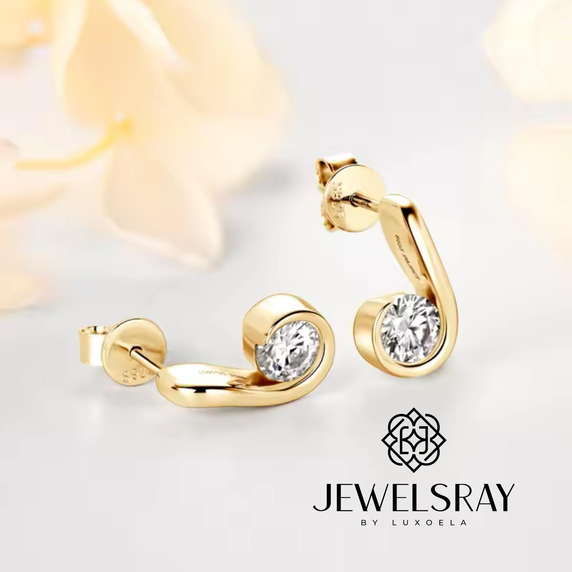 Anting Sita Moissanite Earrings 0.5 Carat Perhiasan Elegant Solitaire Fancy Diamond Look Jewelry Kawin Tunangan Wedding Engagement Lamaran Married Bridal Jewelsray Intan Permata Luxoela 0.5 Carat