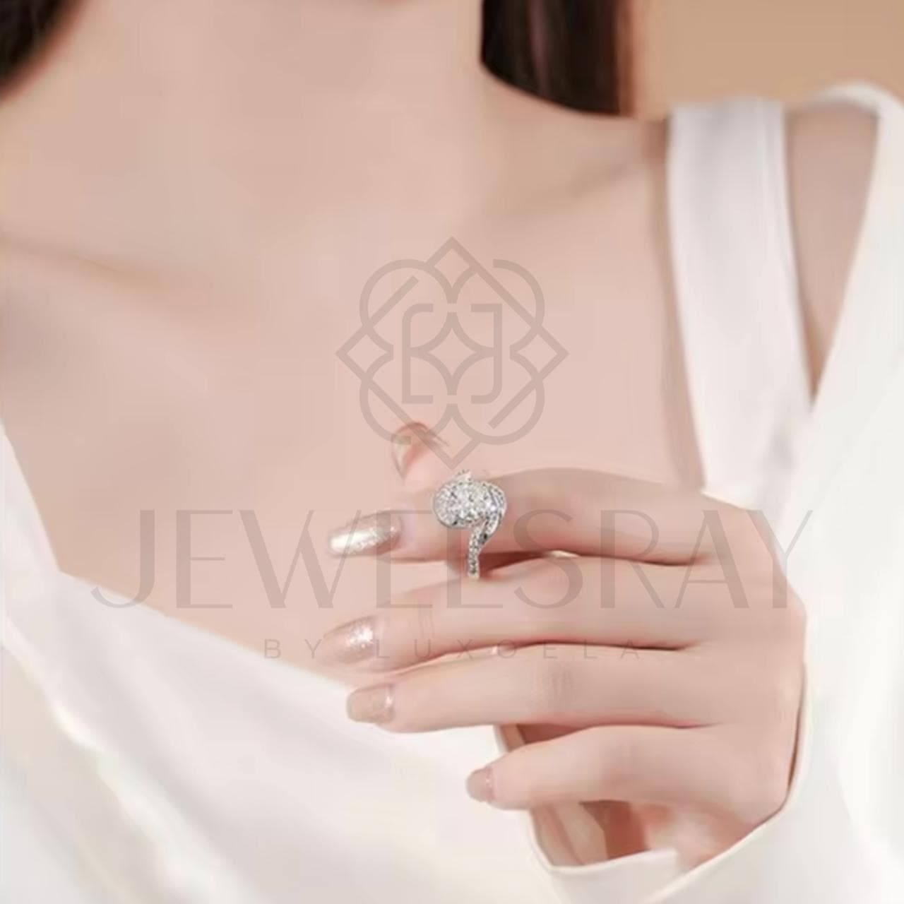 Cincin Valary Ring Moissanite Diamond Look Kawin Perhiasan Elegant Fancy Jewelry Cincin Tunangan Wedding Ring Engagement Ring Lamaran Jewelsray Intan Permata Luxoela