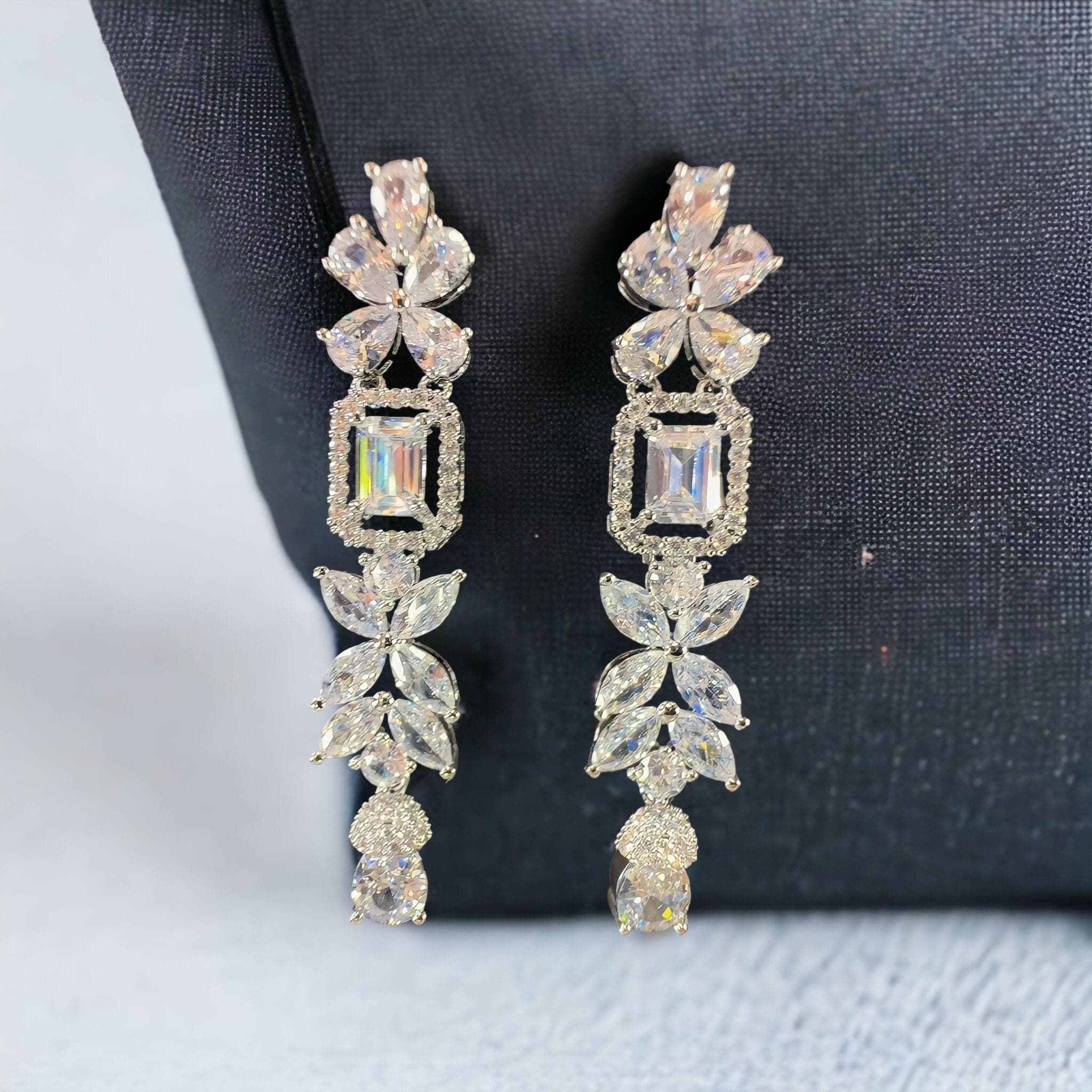 Anting Pesta Ivory Earrings Perhiasan Elegant Fancy Jewelry Wedding