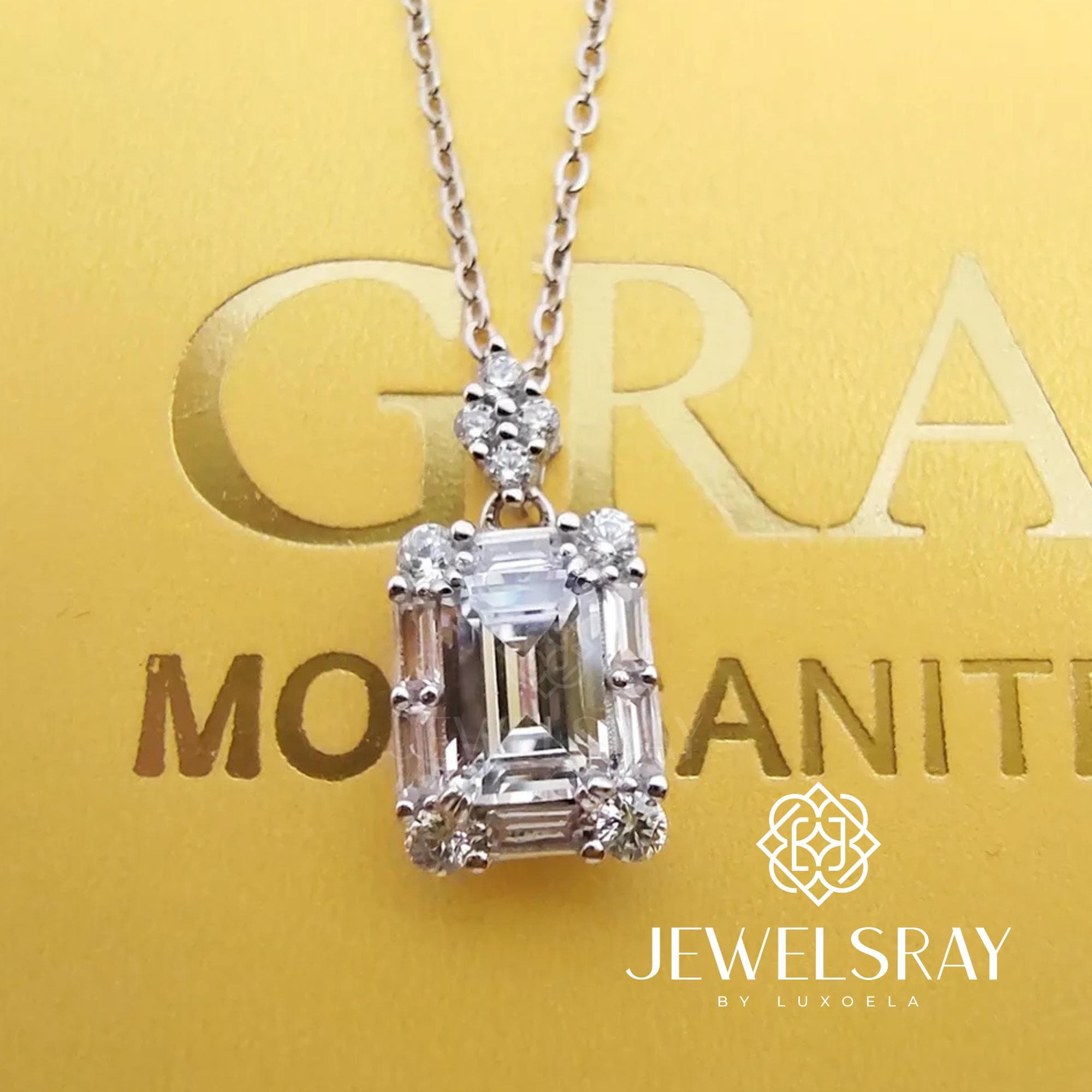 Kalung Maris Emerald Cut Moissanite Necklace Diamond Look Kawin Lamar