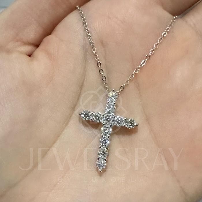 Kalung Salib Moissanite diamond look cross necklace
