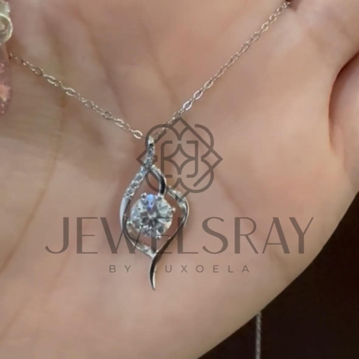Antoinette Necklace Moissanite - Diamond Look Kalung Berlian Setting
