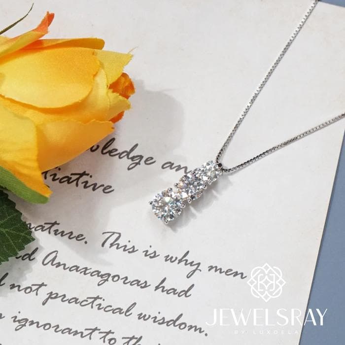 Kalung Trinie Moissanite Necklace Diamond Look Wedding Tunangan