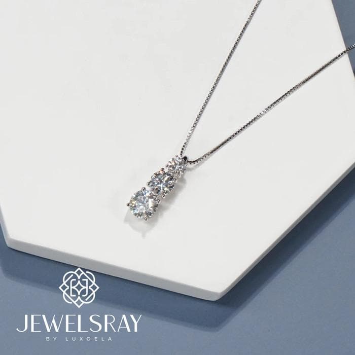 Kalung Trinie Moissanite Necklace Diamond Look Wedding Tunangan